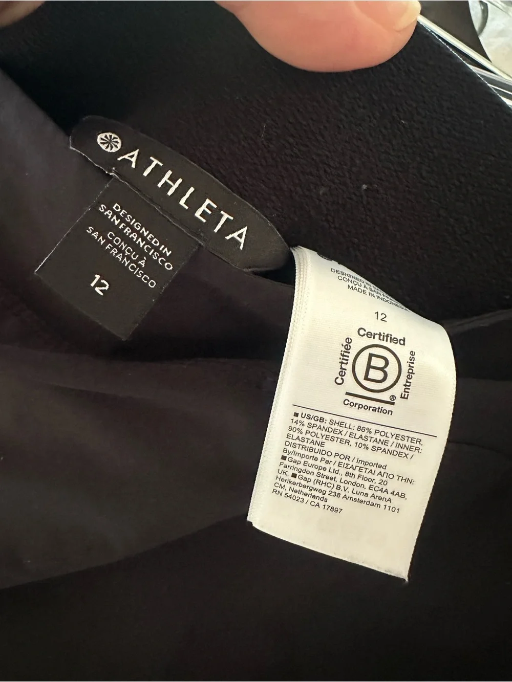 Athleta Soho skort in black color, in size 12